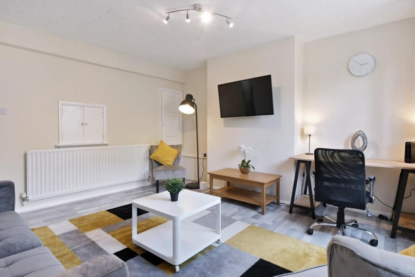 The Serene 2-Bedroom Flat W Free Street Parking Sutton  Exterior foto